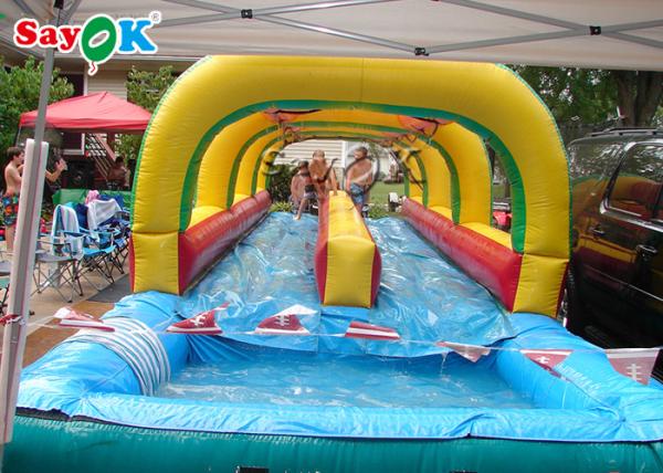 Escorrega d'água inflável de tamanho personalizado pista dupla com piscina