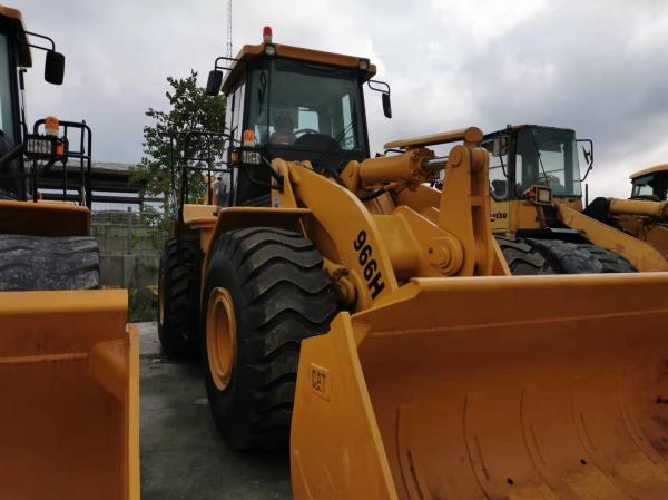 Caterpillar 966H Cat 966h Chargeur à roues Poids 12,22 t Capacité de levage 126,7 kN