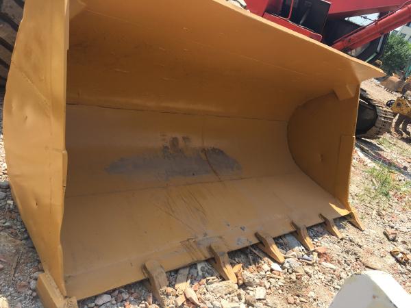 CAT 966G Used Compact Wheel Loader 320hp 120 Gallons Fuel Tank