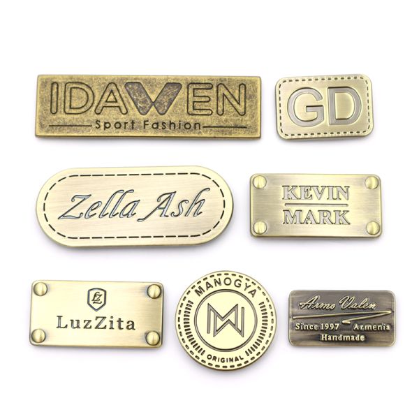 Bright Gunmetal Metal Hang Tag Custom Zinc Alloy Logo Charm Tags for Bag Strap