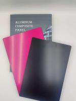 Plaques de panneaux composites résistantes au feu à profil mince de 3,0 mm Texture en bois pour la conception de la surface des meubles