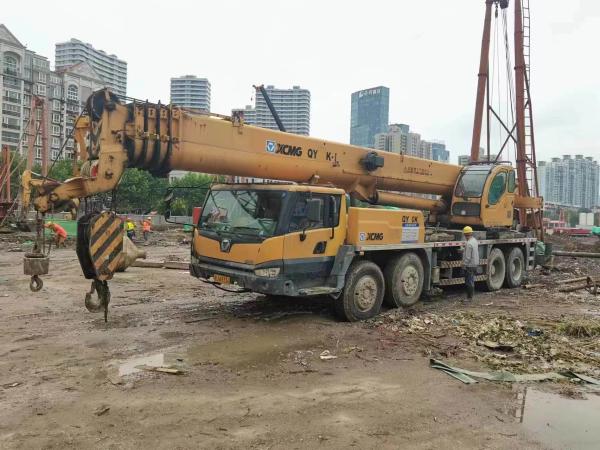 Crane mobile de 70 tonnes hydraulique pliante pour tout terrain