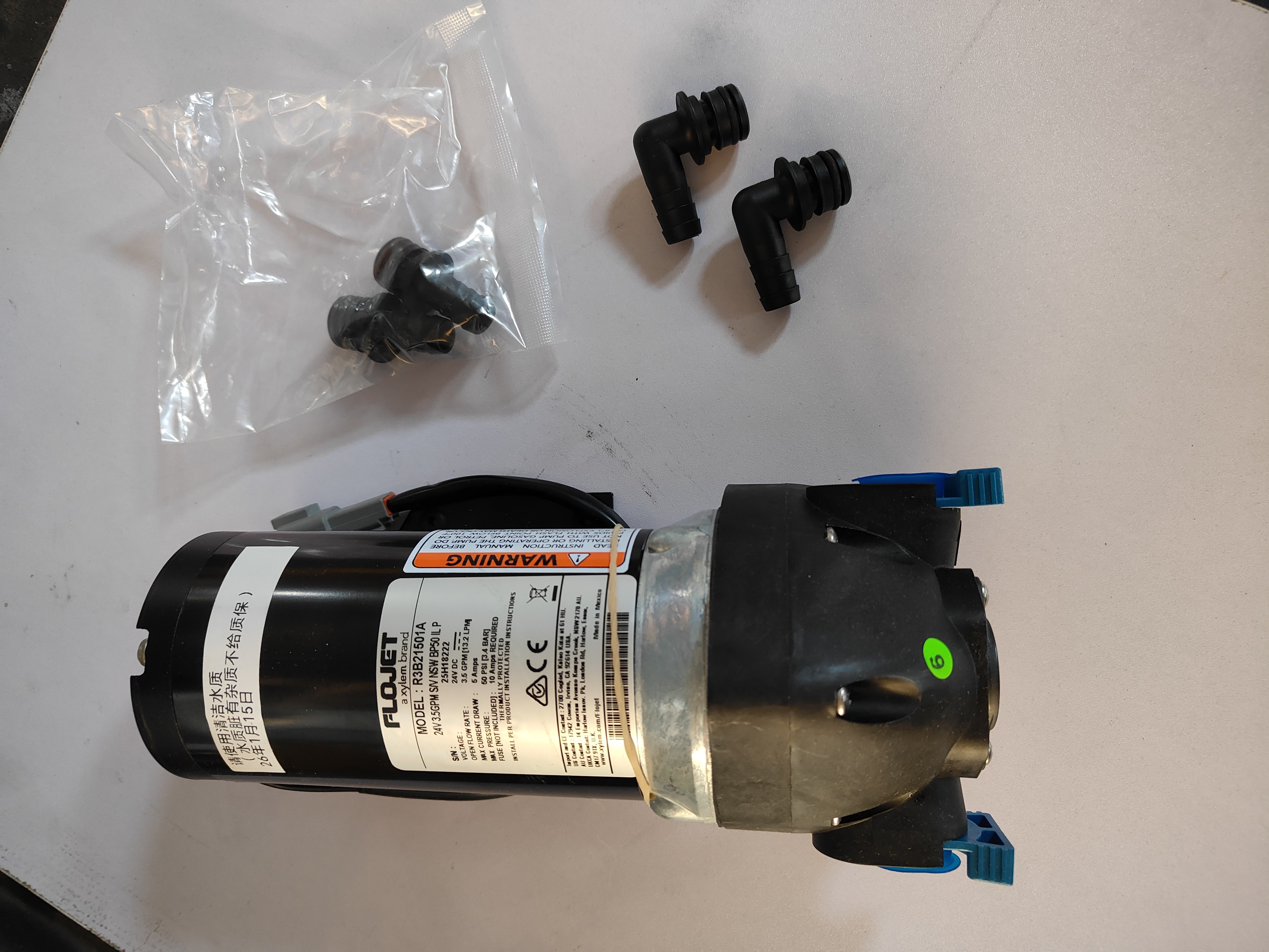 Road Roller FOJET R3B21507B Water PUMP  24V  2276394 for  Road Roller  Spray System