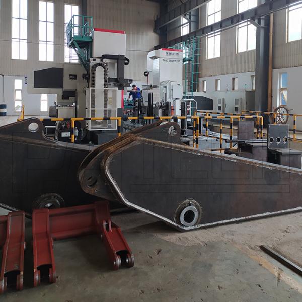 Excavator Use Clamshell Telescopic Arm Strictly Follow The Safety Standard of EU
