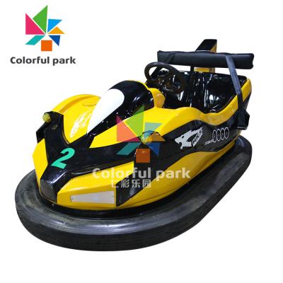 O parque temático do recinto de diversão monta o carro abundante elétrico exterior do adulto e do entretenimento das crianças para o shopping
