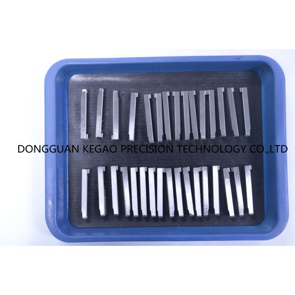 8407 пластиковых частей машины впрыски, вставка EDM отлили части в форму 52HRC