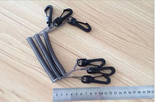 Hot Sales Safety Product Cheap Plastic Spring Spiral Short Leash Chain w/Plastic Snap Hooks