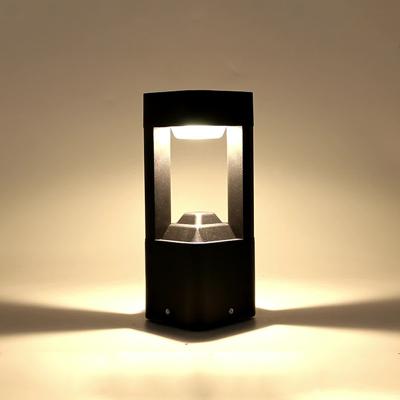 IP54 110-265V Matte Black Integrated LED Lawn Lights For Courtyard 2 Years Warranty