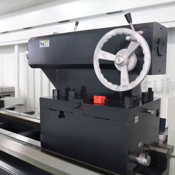 Ck61140 Heavy Duty Flat Bed CNC Lathe Machine Precision 1400mm Swing Over Bed