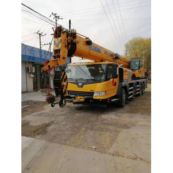 Xu Gong 35T Construction Equipment Telescopic Mobile Truck Crane with Five-Arm Jib