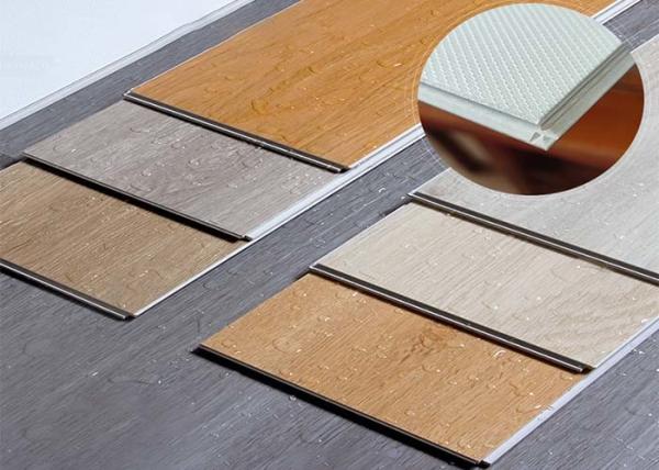 Plancher de vinyle de preuve de l'eau d'OEM 4mm -6mm Spc pour l'hôtel aucun formaldéhyde