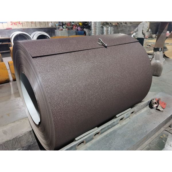 Взвешенный матовый текстурированный стальной лист RAL8017 PVDF 40 лет Z275 PPGI PPGL AZ150 0,60 HDP металлическая крыша