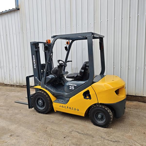 2.5T Used Forklift 3T Diesel Forklift For Retail Industries Diesel Engine Source
