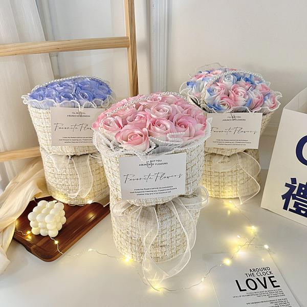 卒業式 誕生日 20x35cm 多彩のバラ付きの石けん花束 完璧なガールフレンドプレゼント