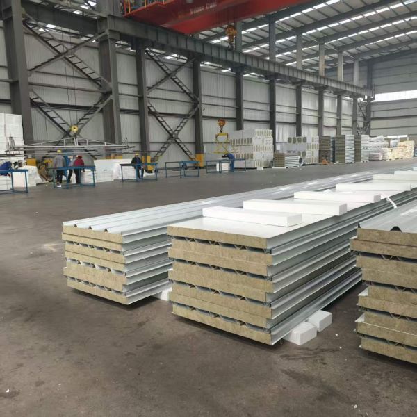 SDP Finish Rockwool Roof Sandwich Panel - Corrosion Resistant Solar Roof Panel for Factories and Warehouses
