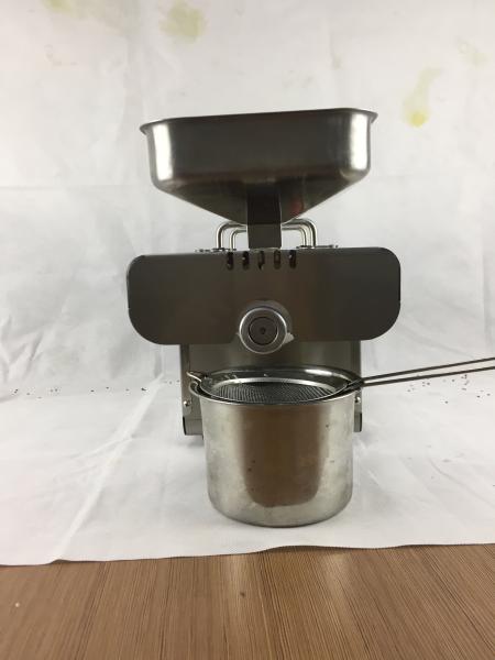 Peanut Home Oil Press Machine Stainless Steel Material Fashionable Appearance