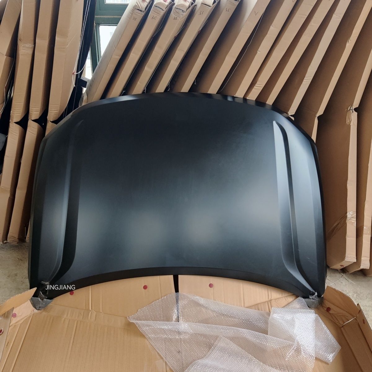 Steel 160*150*30 S111F270101-0100 Engine Cover for Changan CS35PLUS 18-22 Car Accessories