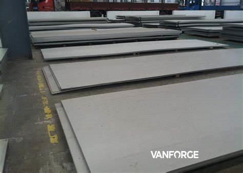 Fine Grain Quenched And Tempered Steel Plate Hot Rolled For Sour Gas Service
