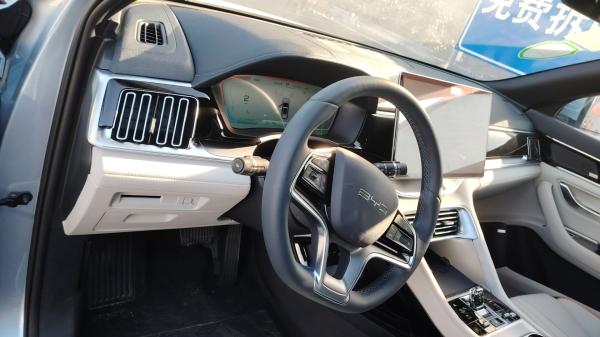 BYD Song Plus New Energy Vehicle EV Cars Range 605KM Champion Flagship Top Version SUV