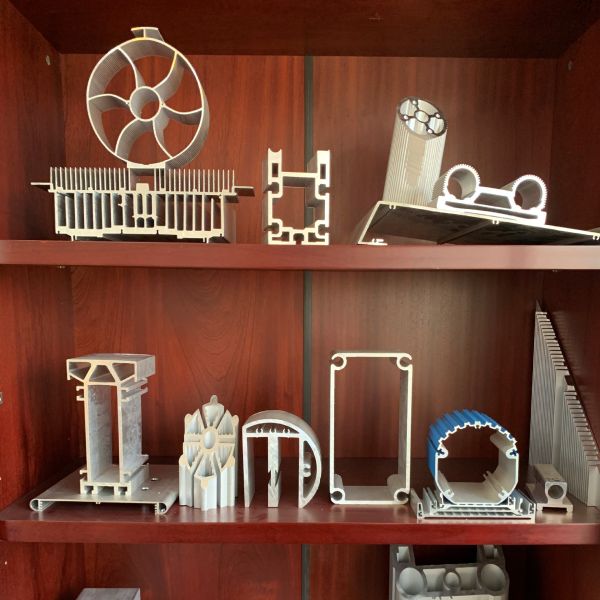 Bending Alloy Aluminum Extrusion Profiles Heat Sink Multipurpose