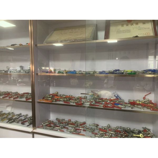 Antiwear 1/2 3/4 утечек полностью гаван клапана для впуска горючей смеси шарикового клапана газа 1 дюйма анти-