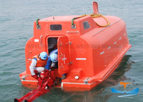 China Totally Enclosed F. R. P Fiberglass Lifeboat Solas Approved