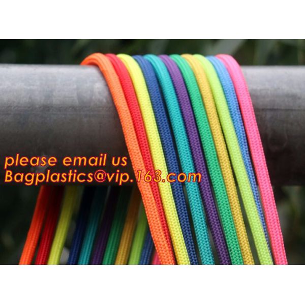 Children develop amusement projects supporting braided rope, for weaving various promotional instruments and others