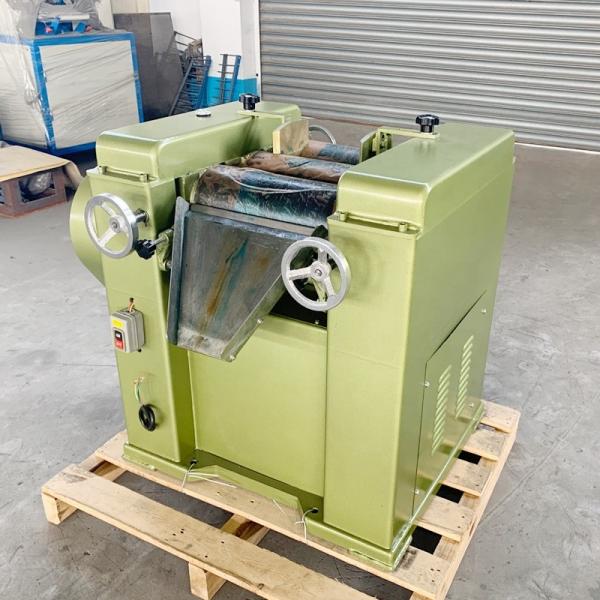 Motor Core Components S150 Lab Mini Grinding Triple Roll Mill Machine For Paste Material