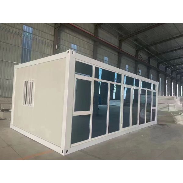 Customized 20FT/40FT Hotel Prefab Modern House Flat Pack Container Villa for Hotel Accommodation Solutions