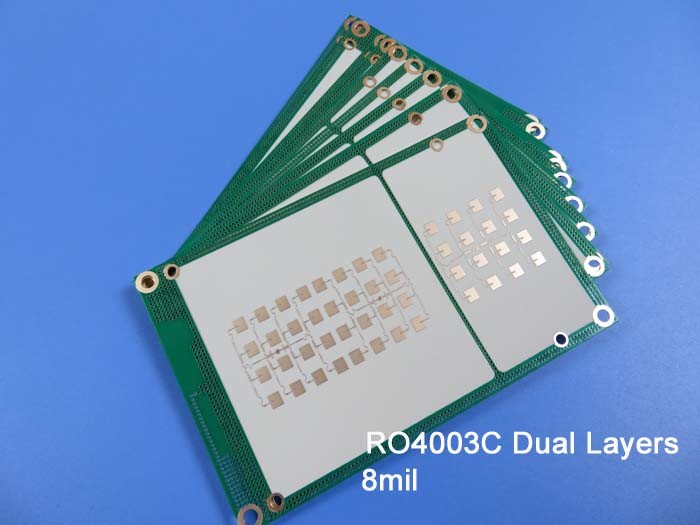 Доска PCB PCB встали на сторону двойником, который RF Rogers 4003 высокочастотным для антенн