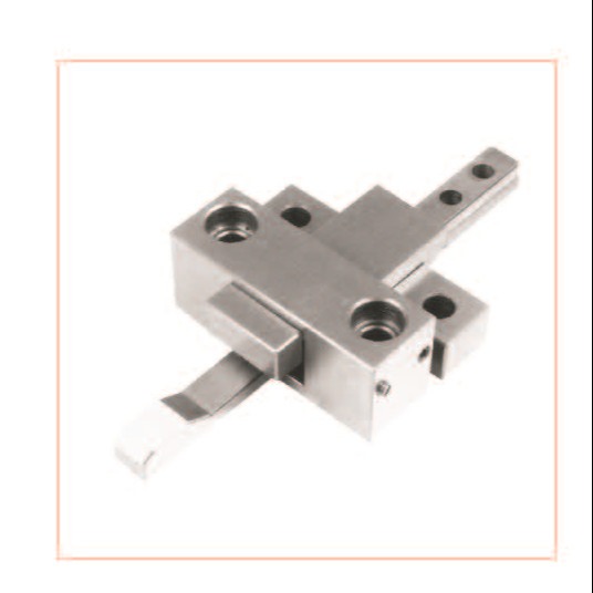 DIN Standard Mold Locking Device with DLC Coating and 0.005mm Precision for Plastic Injection Molds
