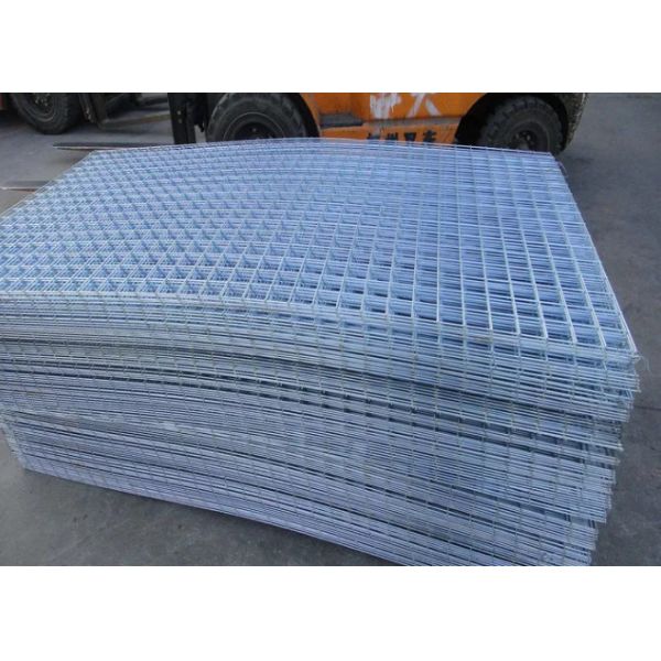 電流を通された具体的な補強の塀の鋼線の網は溶接した