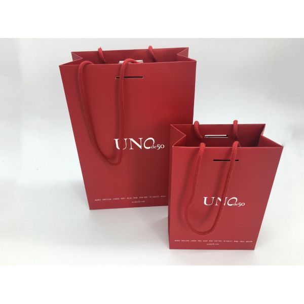 Red Bottom Folding Branded Paper Bags With Cotton Rope , Silver Foil Logo