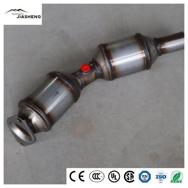                  Toyota Prius Car Accessories Department Euro IV Euro V Catalyst Carrier Auto Catalytic Converter             
