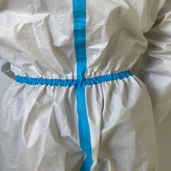 Traje médico prático, à prova d' água, multi-escena, descartável, branco.