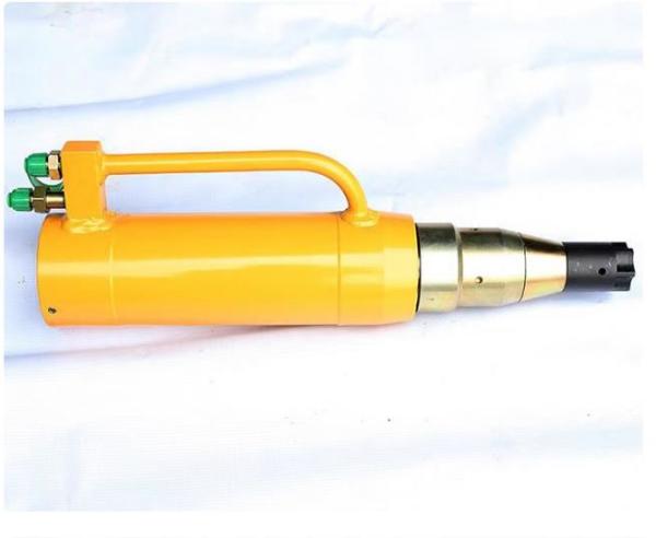 Single Hole Hydraulic Mono Jack Bridge Erecting Machine For Concrete Pulling