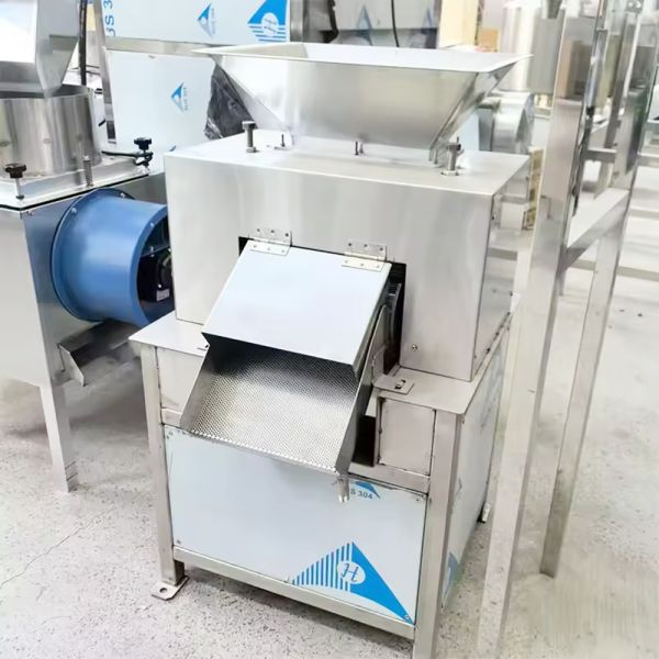 Custom Fruit Juicer & Tomato Paste Maker Juice Extractor Commercial Food Processing Equipment Industrial Orange Juicer for Extracting Juice from Various Vegetables and Fruits