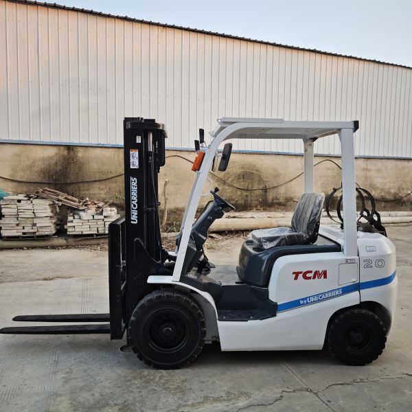 Used TCM 2-ton Forklift Featuring Easy-to-Maintain LPG System