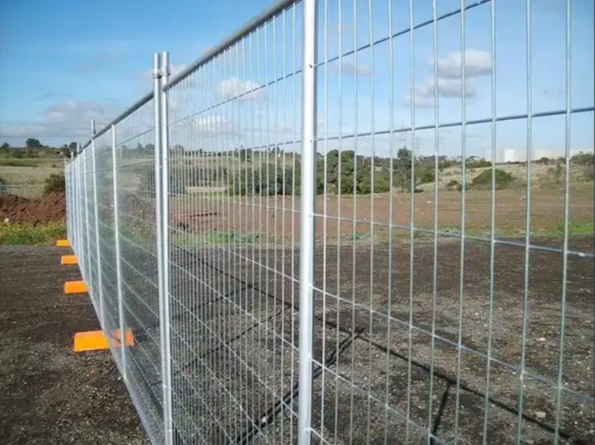 Depot Optimized Temporary Perimeter Fencing Stackable Ballast Rapid Deploy System