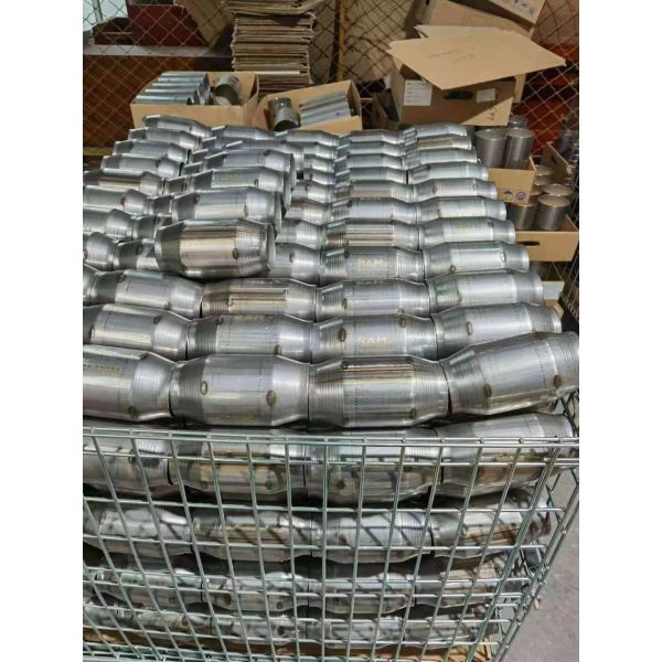 Каталитический нейтрализатор высокой пропускной способности 300 CPSI - более чис