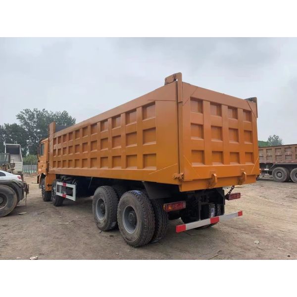 Shacman 8x4 four Axles Used Tipper Trucks Dumper 375HP 317HP for sale