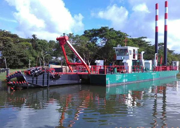 Hydraulic Cutter Suction Sand Dredging Equipment 14 Inch
