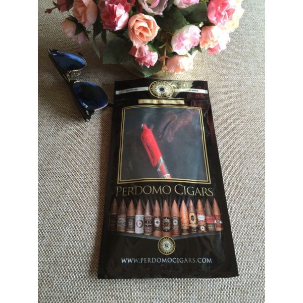 Highly Moisturizing Cigar Packaging Bag Five Cigar Bag 45% Humidity For 90 Days