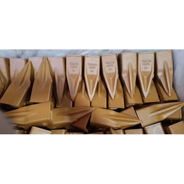 NB TIG®  brand factory Komatsu PC200 Rock Bucket Teeth 205-70-19570 / 205-70-19570RC Mining Teeth