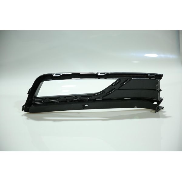 56D 854 665 C Car Fog Light Covers For VW Passat 2016 2017 2018