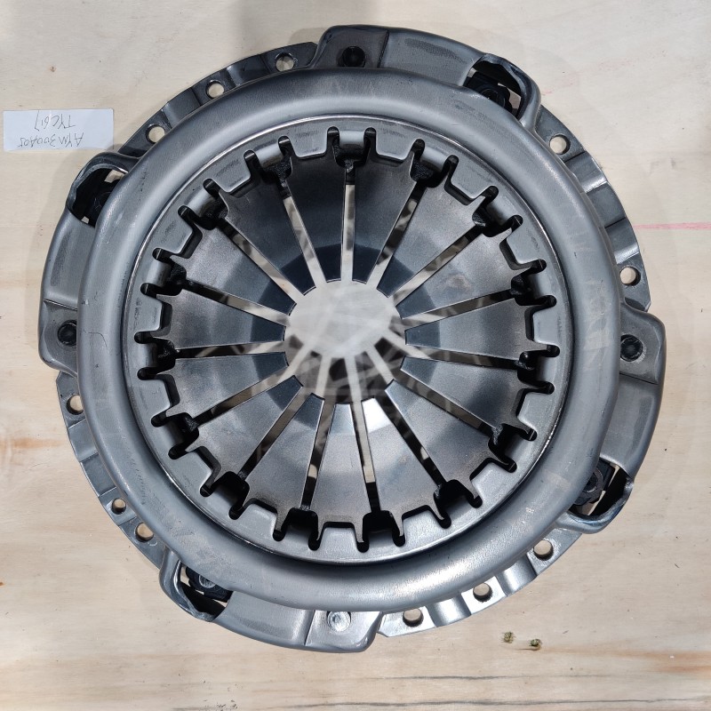 31210-E0091  31210-2680  31210-2960 31210-3010 CTX-121 TYC617 TYC618  SIZE:300*190*345 Engine:15B-FTE FOR TOYOTA CLUTCH COVER