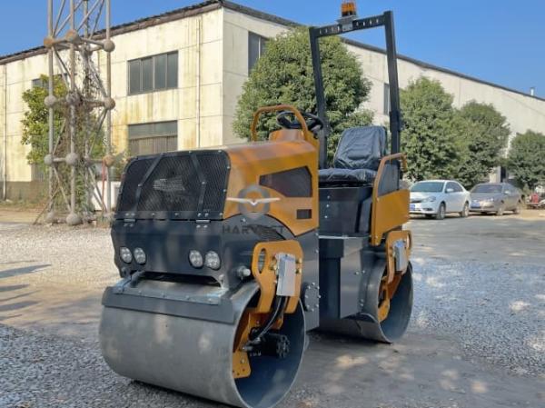 1.5 Ton Ride on Double Drum Roller ST1500 Hot Sale in Guyana