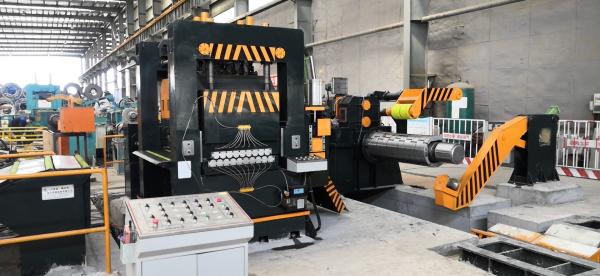 Heavy Duty Flying Shear Cutting Machine Plate Collection System For Industrial