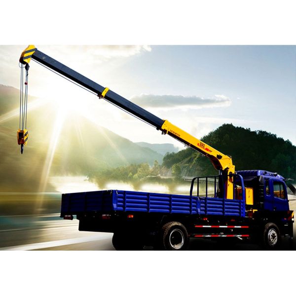 Le CE mini camion de 5 T a monté la grue montée par tracteur de la grue de boom/12.6m