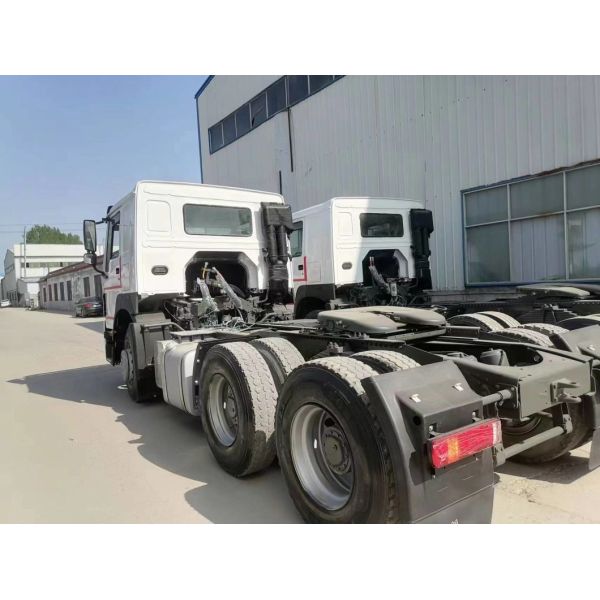 Использованный HOWO тракторный грузовик 6X4 371 Sinotruk прицепные головки и в хорошем состоянии